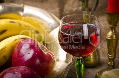 vine and fruits