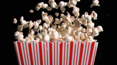 Fallendes Popcorn