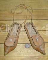 Vintage natural leather slippers