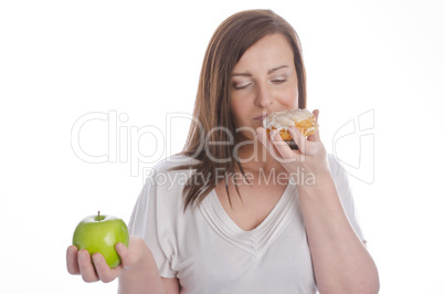 woman with apfel and cake