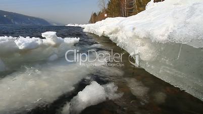 Icy water 015