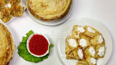 DOLLY: Pancakes on Maslenitsa