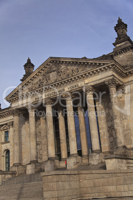 Reichstag in Berlin - Hauptportal