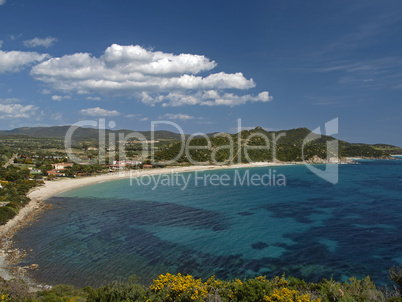 Blick auf den Golfo di Carbonara und den Strand von Campus, Sardinien