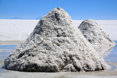 Salt piramids