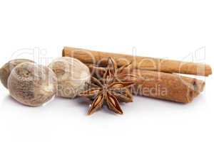 cinnamon, star anise and nutmeg apple