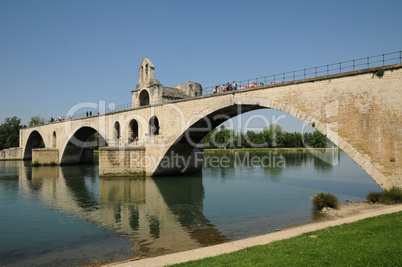 France, Le Pont  d Avignon in Provence