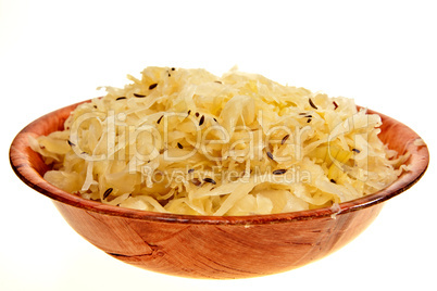 Sauerkraut in einer Holzschüssel