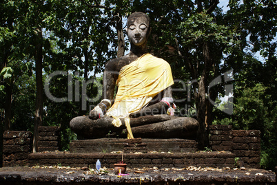 Sitting Buddha in Si Satchanalai