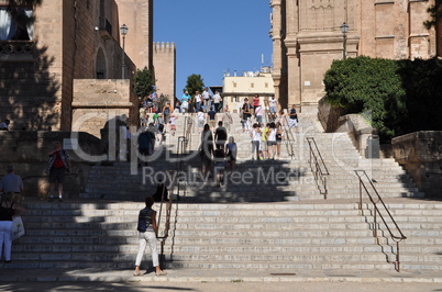 Treppe an der Kathedrale in Palma, Mallorca