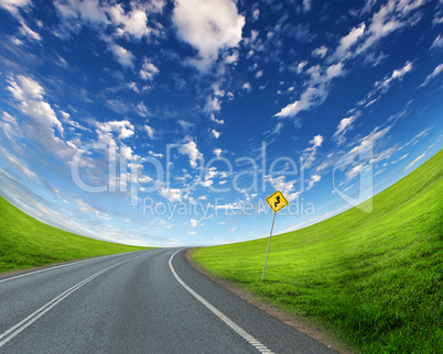 road and horizon