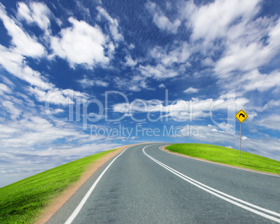 road and horizon