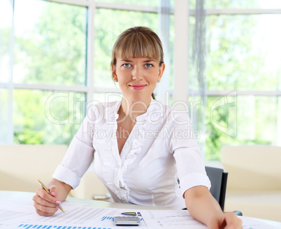 businesswoman in office businesswoman in office