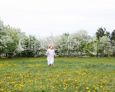 little girl in spring park