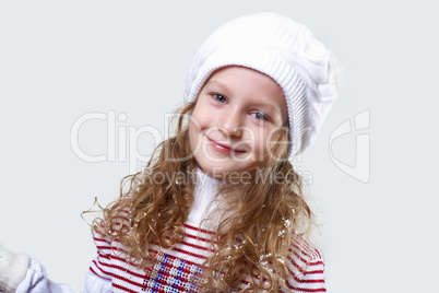 Cuty little girl in winter wear