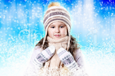 Cuty little girl in winter wear