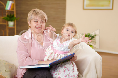 grandmother and her grandaughter