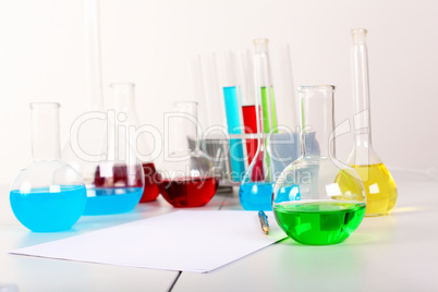 Chemistry or biology laborotary equipment