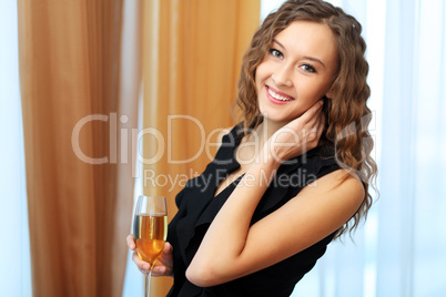 Young pretty woman sitting in restaurant