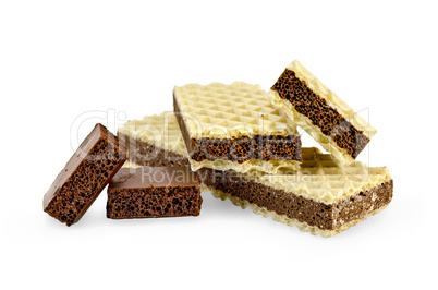 Wafers with two slices of porous chocolate