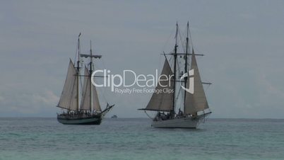 schooner battle 01