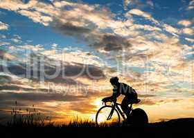 Silhouette eines Radfahrers