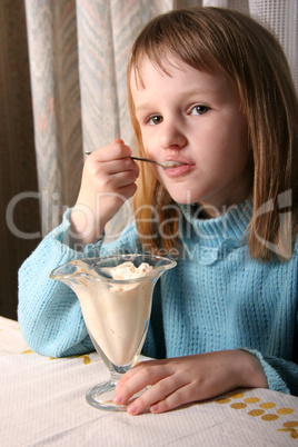 girl eat ice-cream
