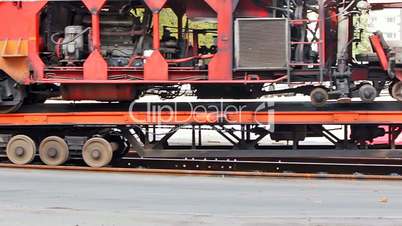 Transporting the ballast tamper