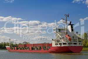 Containerschiff auf dem Nord-Ostsee-Kanal