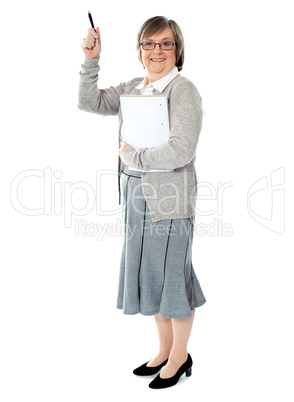 Lady with her notebook and pen