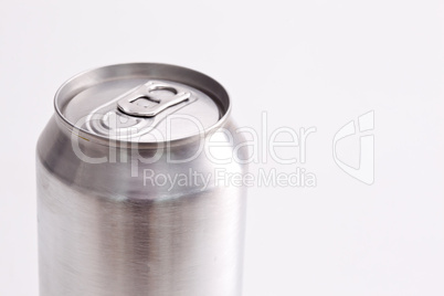 Closed aluminium can