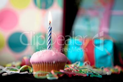 Birthday cup cake