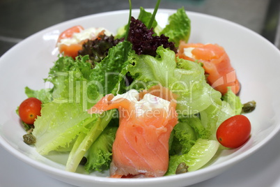 salad Smoked salmon