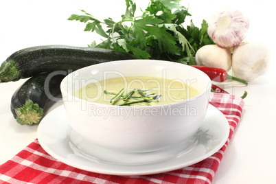 Zucchinicremesuppe