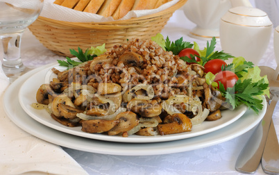 Buckwheat porridge with mushrooms