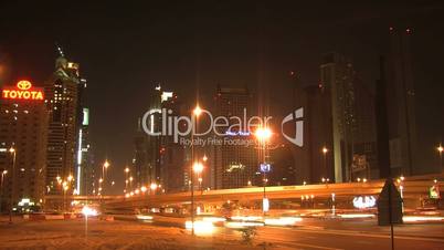 Strassenverkehr in Dubai