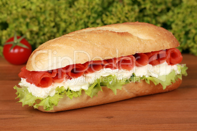 Sandwich belegt mit Lachs