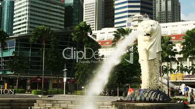 Singapore city symbol - lion fountain at daytime
