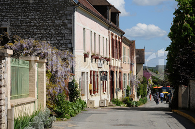 the village of Giverny in Eure