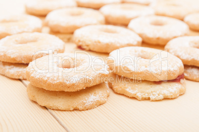 Linzer Cookies