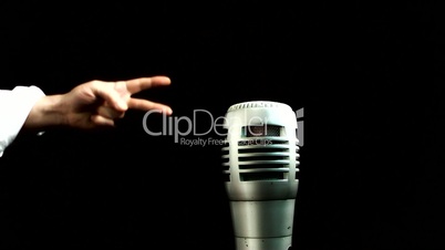Microphone,