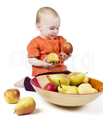 baby with apples