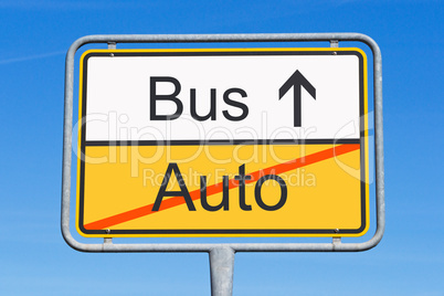 Auto und Bus