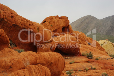 Colours of rocks defying grey skies near Bunkerville Ridge and Mesquite, Nevada/Arizona border