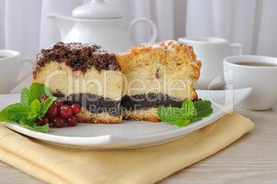 Cheese cake with poppy filling