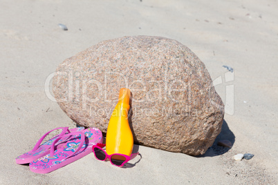 FlipFlops am Strand mit Sonnenbrille