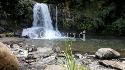 Neuseeland - Wasserfall auf der Nordinsel, Coromandel