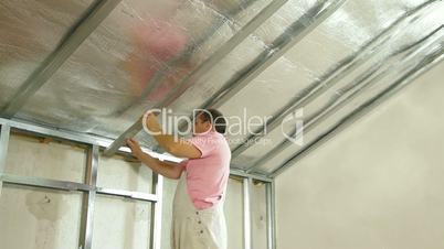 Installation of gypsum plasterboard ceilings