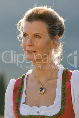 Portrait einer bayerische Frau in Tracht
