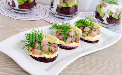 Appetizer with herring and beets